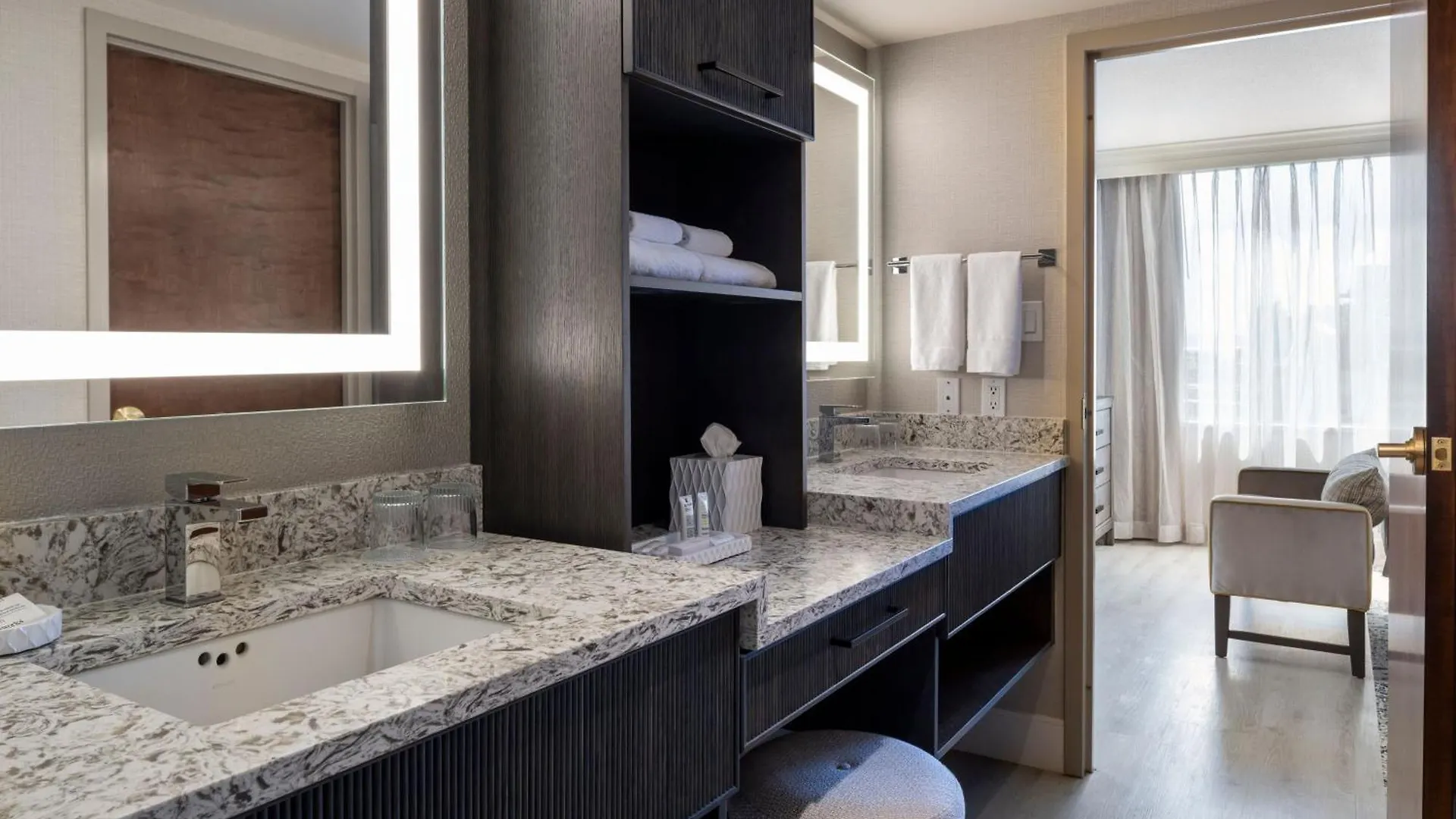 **** Hotel Victoria Marriott Inner Harbour Canada