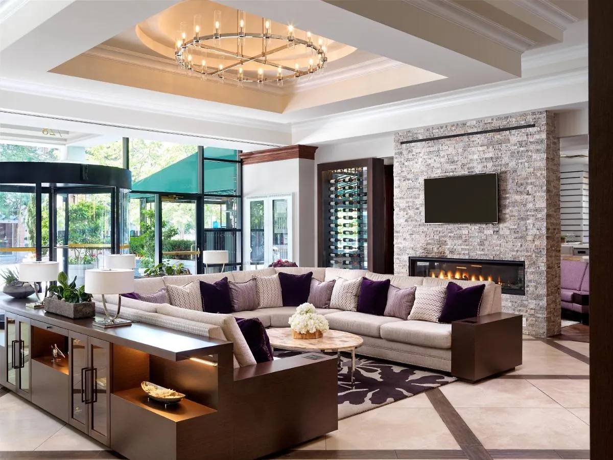 Victoria Marriott Inner Harbour Hotel